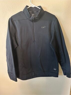 Nike men's  Black Half-Zip Pullover size L/ NWOT 1184